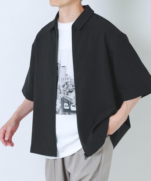 ITEMS URBANRESEARCH（アイテムズ アーバンリサーチ）の「2WAYストレッチ半袖ジップアップシャツ（シャツ/ブラウス・メンズ・ネイビー/グレー/ブラック/ベージュ・LARGE/MEDIUM）」の15枚目の写真