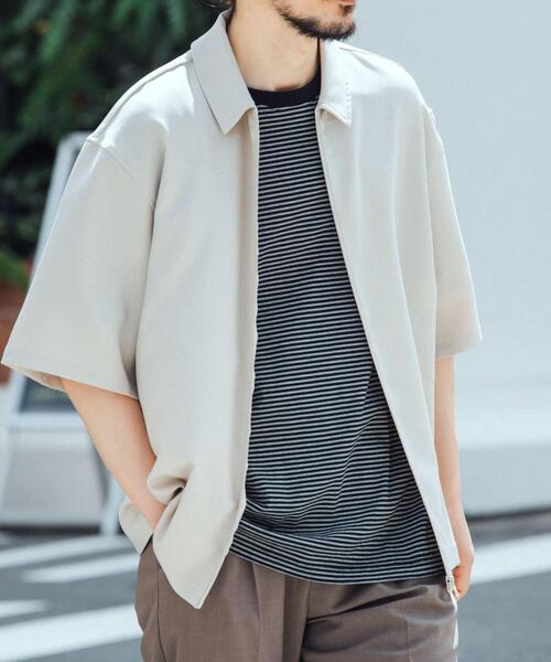 ITEMS URBANRESEARCH（アイテムズ アーバンリサーチ）の「2WAYストレッチ半袖ジップアップシャツ（シャツ/ブラウス・メンズ・ネイビー/グレー/ブラック/ベージュ・LARGE/MEDIUM）」の14枚目の写真