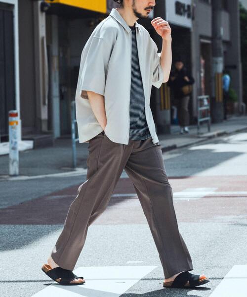 ITEMS URBANRESEARCH（アイテムズ アーバンリサーチ）の「2WAYストレッチ半袖ジップアップシャツ（シャツ/ブラウス・メンズ・ネイビー/グレー/ブラック/ベージュ・LARGE/MEDIUM）」の16枚目の写真