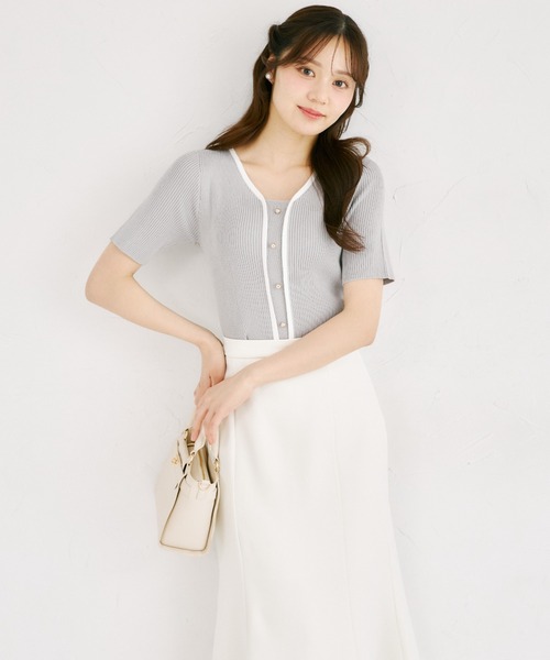 tocco closet(トッコ クローゼット)の「【ZOZO限定】接触冷感フロントバイカラーリブニットトップス(ニット/セーター・レディース・ベージュ/ブラック/ネイビー/オフホワイト/グレー・M)」の17枚目の写真