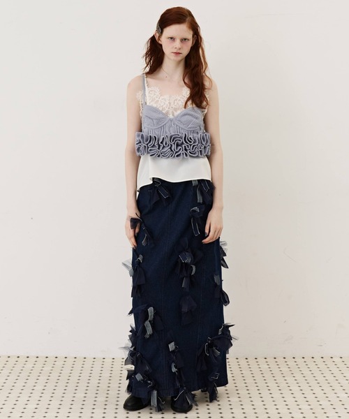J1U by LA BELLE ETUDE(ジユウバイラベルエチュード)の「many ribbon denim skirt(スカート・レディース・インディゴブルー/グレー/ホワイト・0/1)」の3枚目の写真