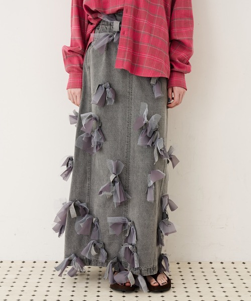J1U by LA BELLE ETUDE(ジユウバイラベルエチュード)の「many ribbon denim skirt(スカート・レディース・インディゴブルー/グレー/ホワイト・0/1)」の19枚目の写真