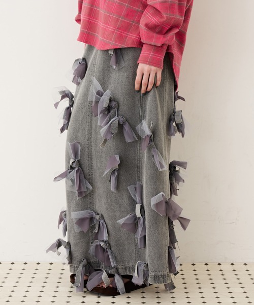 J1U by LA BELLE ETUDE(ジユウバイラベルエチュード)の「many ribbon denim skirt(スカート・レディース・インディゴブルー/グレー/ホワイト・0/1)」の20枚目の写真