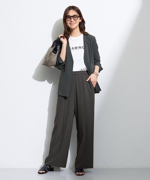 INDIVI(インディヴィ)の「【着る日傘】イージーワイドパンツ(その他パンツ・レディース・ダークグレー/ナチュラル/ブラウン系/ブラック・05/36/15 /40/13/38)」の17枚目の写真