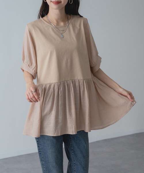 refinedworks(リファインドワークス)の「【refinedworks】異素材 切替 ペプラム トップス(Tシャツ/カットソー・レディース・チャコールグレー/ベージュ/カーキ・FREE)」の7枚目の写真