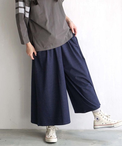 zootie（ズーティー）の「色落ちしにくい カットソーデニム ワイドパンツ（デニムパンツ・レディース・ブルー/インディゴブルー・フリー）」の2枚目の写真