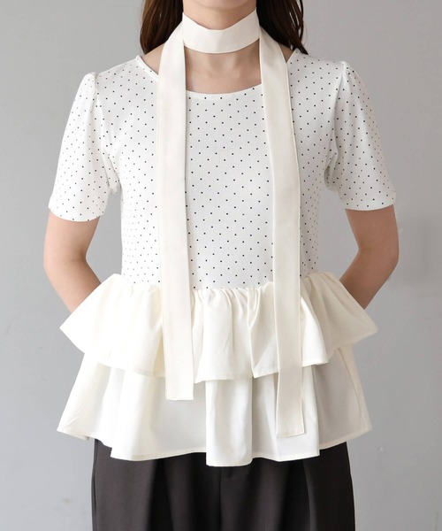 tiptop(ティップトップ)の「チョーカー付きペプラムフリルカットソー(Tシャツ/カットソー・レディース・オフホワイト/ホワイト系その他/ブラック・FREE)」の18枚目の写真