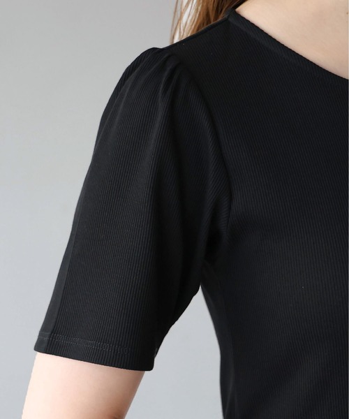 tiptop(ティップトップ)の「チョーカー付きペプラムフリルカットソー(Tシャツ/カットソー・レディース・オフホワイト/ホワイト系その他/ブラック・FREE)」の12枚目の写真