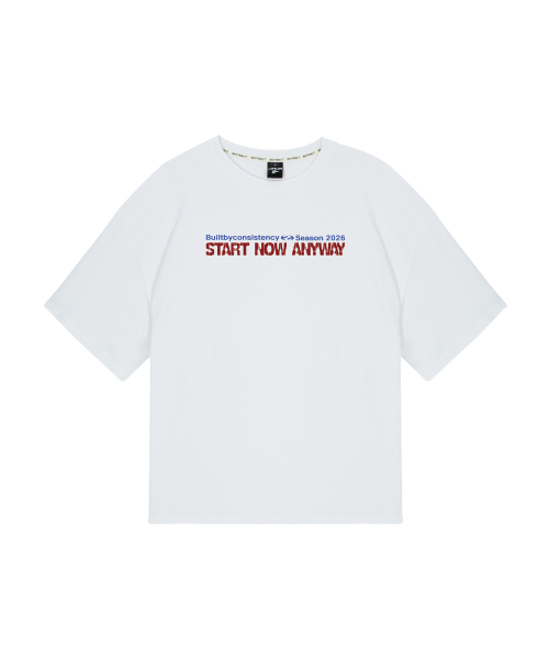 BATTRACT（バトラクト）の「スローガンシーズンオーバーサイズ半袖Tシャツ[ホワイト]（Tシャツ/カットソー・メンズ・ホワイト・1/2）」の2枚目の写真