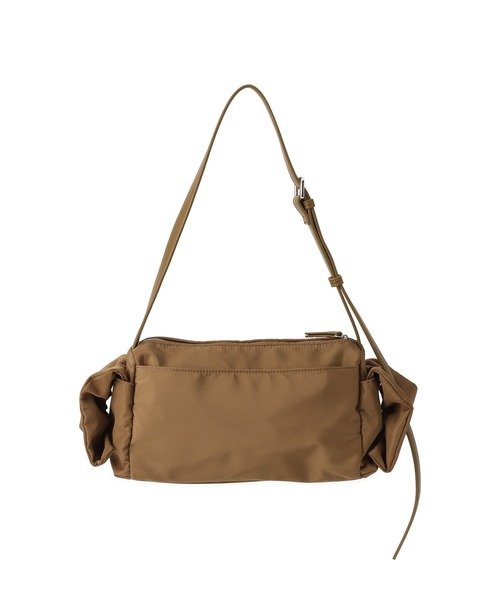 ADAM ET ROPE'(アダムエロペ)の「【WEB限定】撥水ミドルショルダーバッグ(ショルダーバッグ・レディース・ブラウン系その他3/オフホワイト/ブラック・FREE)」の22枚目の写真