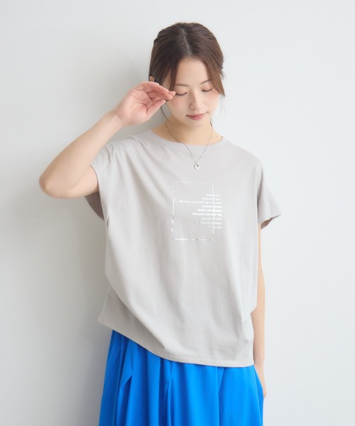 KATHARINE ROSS(キャサリンロス)の「日本製ラメプリントTシャツ(Tシャツ/カットソー・レディース・グレイッシュベージュ/ブルー・MEDIUM)」の3枚目の写真