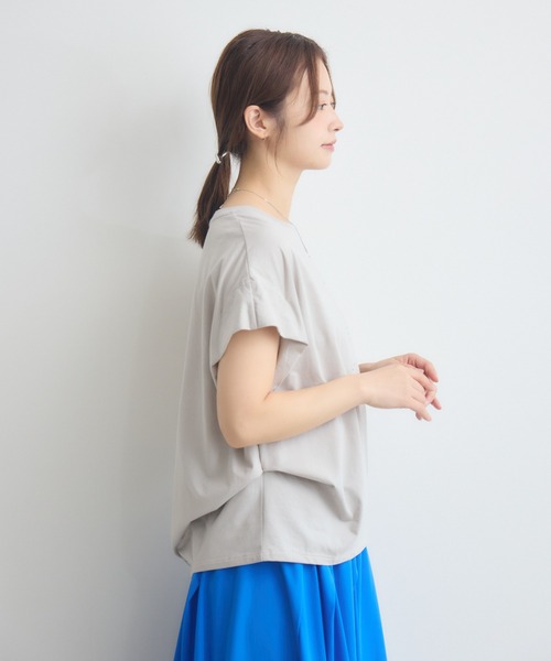 KATHARINE ROSS(キャサリンロス)の「日本製ラメプリントTシャツ(Tシャツ/カットソー・レディース・グレイッシュベージュ/ブルー・MEDIUM)」の5枚目の写真