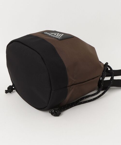 GREGORY（グレゴリー）の「チンチバッグM CINCH BAG M V2 ウォルナットブラウン（ハンドバッグ・メンズ・ブラウン系・-）」の3枚目の写真