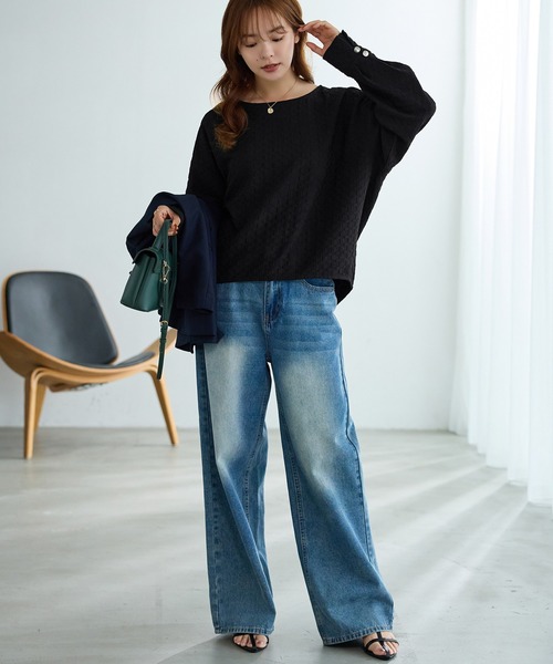 Viola e Viola(ヴィオラエヴィオラ)の「ふくれジャカード素材ふんわり袖トップス(Tシャツ/カットソー・レディース・ブラック/アイボリー/ネイビー/ブルー・L/LL/M)」の19枚目の写真