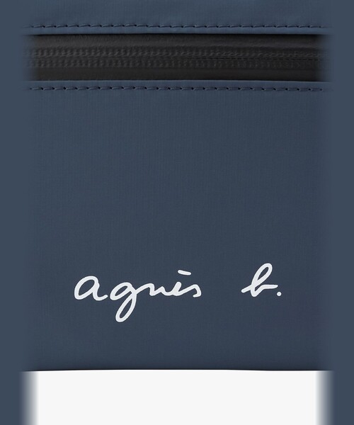 agnes b.（アニエスベー）の「ナイロン スモール ショルダーバッグ "Fred" ABH02-03（ショルダーバッグ・メンズ・ブルー系その他・FREE）」の9枚目の写真