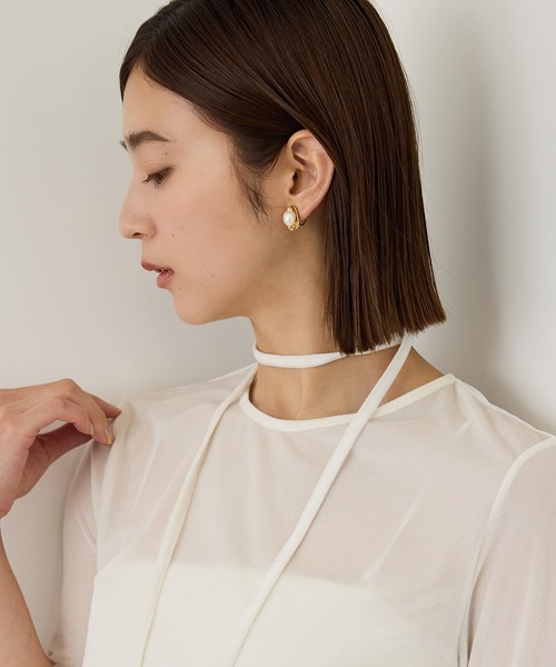 ROPE'（ロペ）の「チョーカーコード付きシアーベロアTシャツ/イージーケア（Tシャツ/カットソー・レディース・ブラウン/キャメル/オフホワイト・38）」の7枚目の写真