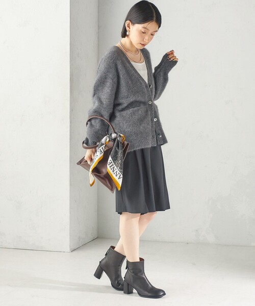 SHIPS(シップス)の「〈手洗い可能〉タック ギャザー ハーフ パンツ(その他パンツ・レディース・ブラック/チャコールグレー・ONE SIZE)」の13枚目の写真