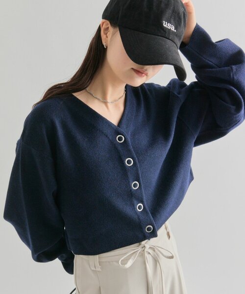 mystic(ミスティック)の「【ZOZO限定REVIVAL】26AW Vボタンカーディガン(カーディガン/ボレロ・レディース・グレー/ネイビー/オフホワイト・FREE)」の3枚目の写真