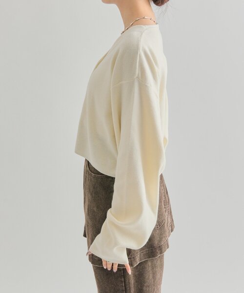 mystic(ミスティック)の「【ZOZO限定REVIVAL】26AW Vボタンカーディガン(カーディガン/ボレロ・レディース・グレー/ネイビー/オフホワイト・FREE)」の14枚目の写真