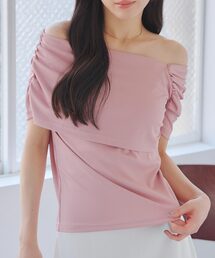 Tシャツ/カットソー（ピンク/桃色系・オフショルダー）ファッション