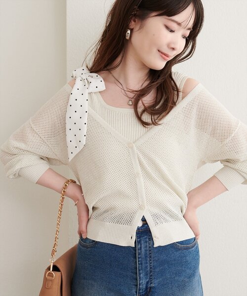 natural couture(ナチュラルクチュール)の「透かし編みラメニットカーディガン(カーディガン/ボレロ・レディース・ブラウン/ベージュ/サックスブルー/オフホワイト/ブラック・FREE)」の7枚目の写真