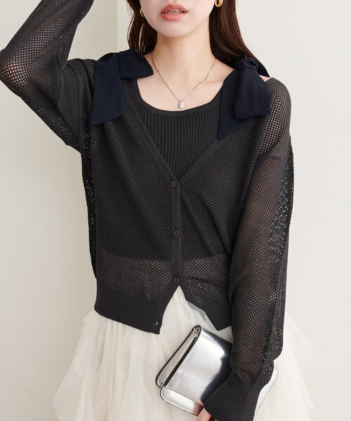 natural couture(ナチュラルクチュール)の「透かし編みラメニットカーディガン(カーディガン/ボレロ・レディース・ブラウン/ベージュ/サックスブルー/オフホワイト/ブラック・FREE)」の15枚目の写真