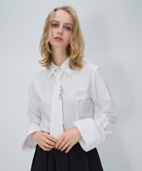HARE(ハレ)の「パーツツキコンパクトネクタイシャツLS(HARE)(シャツ/ブラウス・レディース・ブラック系その他/ブルー/ブラック/ブラウン/ホワイト・FREE)」の2枚目の写真