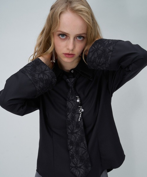 HARE(ハレ)の「パーツツキコンパクトネクタイシャツLS(HARE)(シャツ/ブラウス・レディース・ブラック系その他/ブルー/ブラック/ブラウン/ホワイト・FREE)」の3枚目の写真