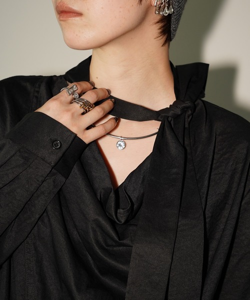 chuclla(チュクラ)の「ロングタイ ドレープブラウス chw26a109(シャツ/ブラウス・レディース・チャコール/ブラック・FREE)」の6枚目の写真