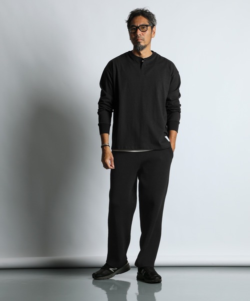 The DUFFER of ST.GEORGE(ザダファーオブセントジョージ)の「8oz HEAVY WEIGHT HENLEY NECK L/SL TEE:8オンス ヘビーウェイト ヘンリーネック ロンT(Tシャツ/カットソー・メンズ・ブルー/ブラック/ホワイト・LARGE/MEDIUM/X-LARGE/SMALL)」の7枚目の写真