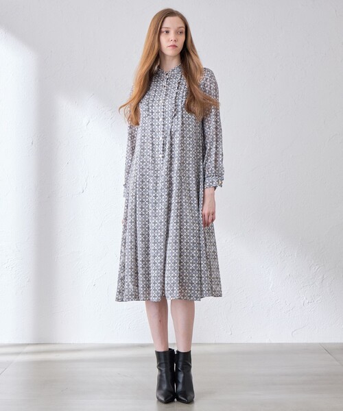 MACKINTOSH LONDON(マッキントッシュ ロンドン)の「【ANDREW/アンドリュー】バイカラーアンドリュープリントワンピース(ワンピース・レディース・ブルー系その他4/ベージュ系その他5・38/40)」の11枚目の写真