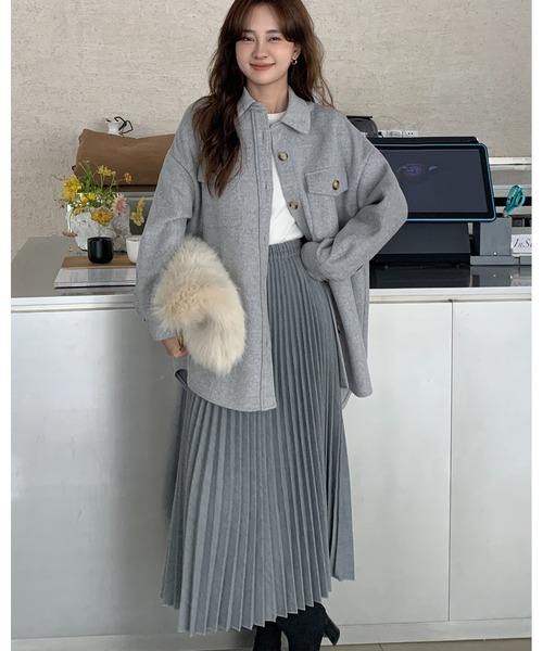 BIRTHDAY BASH(バースデイバッシュ)の「BB MIDI PLEATS SKIRT(BBミディプリーツスカート)(スカート・レディース・ホワイト/ブルー/グレー・FREE)」の14枚目の写真