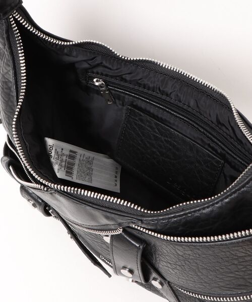 Desigual（デシグアル）の「Studded leather hobo bag / スタッズレザーホーボーショルダーバッグ（ショルダーバッグ・レディース・ブラック・FREE）」の4枚目の写真