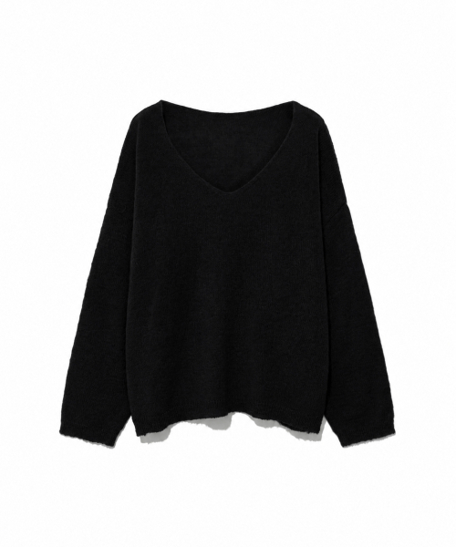 MOAA（モア）の「Sheer Loose V-Neck Knit (Black)（ニット/セーター・レディース・その他・FREE）」の2枚目の写真