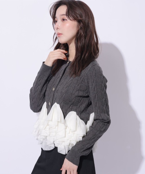 Mystrada(マイストラーダ)の「ランダムペプラムケーブルニット(ニット/セーター・レディース・ブラック/チャコールグレー・38)」の3枚目の写真