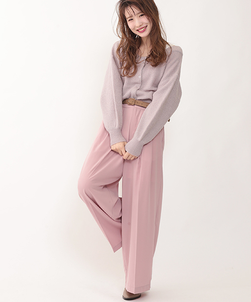 one after another NICE CLAUP(ワンアフターアナザーナイスクラップ)の「2WAYオフショルカーディガン(カーディガン/ボレロ・レディース・ブラウン/ピンク/アイボリー/ブラック・FREE)」の8枚目の写真