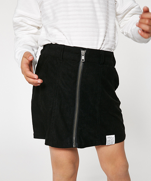 AZUL by moussy(アズールバイマウジー)の「フロントZIPミニスカート(スカート・キッズ・ブラック/カーキ・100/110/130/120)」の2枚目の写真