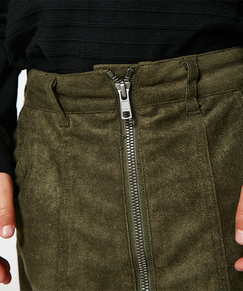 AZUL by moussy(アズールバイマウジー)の「フロントZIPミニスカート(スカート・キッズ・ブラック/カーキ・100/110/130/120)」の17枚目の写真