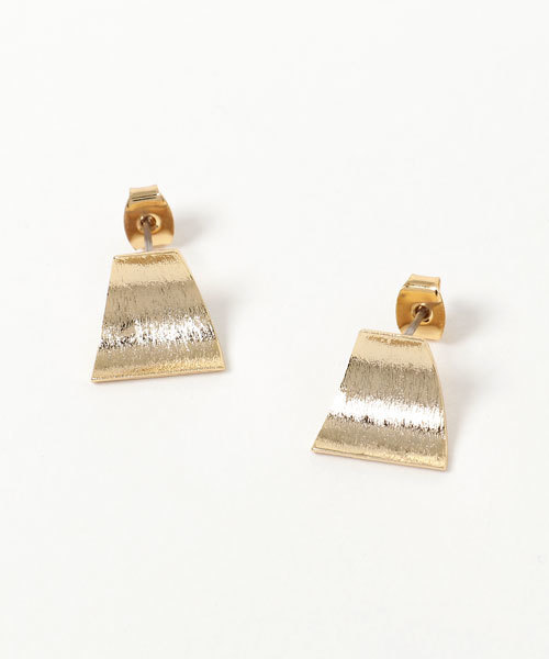 petitcro(プティクロ)の「サティーナマット ピアス(ピアス(両耳用)・レディース・ゴールド・ONE SIZE)」の3枚目の写真