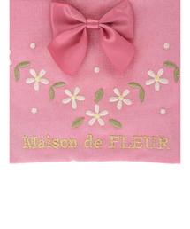 Maison de FLEUR（メゾンドフルール）の「花刺繍ティッシュケース