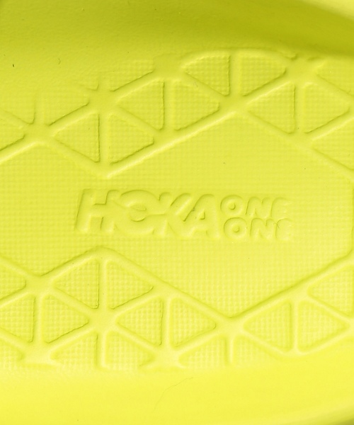 HOKA(ホカ)の「HOKA ONEONE ORA RECOVERY SLIDE/スライドサンダル#(サンダル・メンズ・ブラック/イエロー・90/100/80)」の13枚目の写真