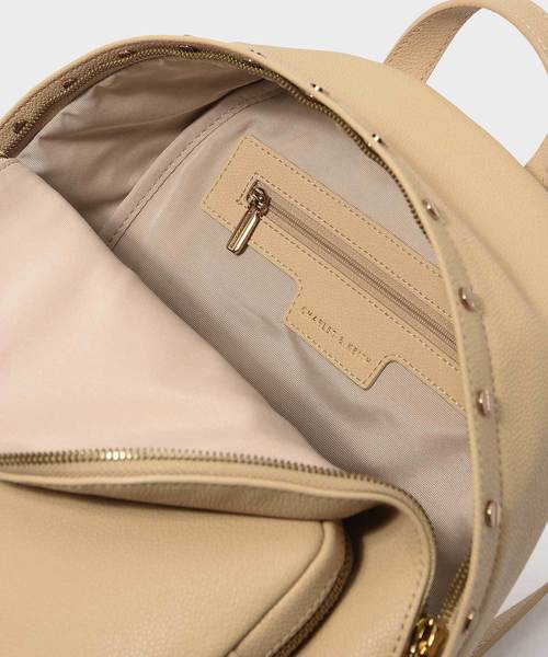 CHARLES & KEITH(チャールズ & キース)の「ロボットチャームバックパック / ROBOT CHARM BACKPACK(バックパック/リュック・レディース・ブラック/ベージュ/サックスブルー/マルーン・XL)」の13枚目の写真