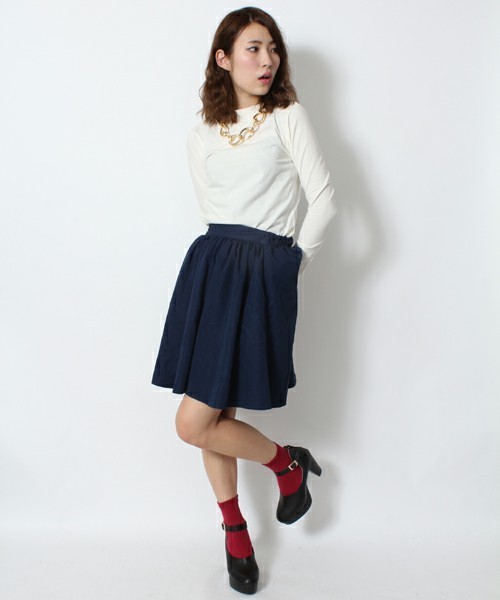 WEGO（ウィゴー）の「WEGO/カラーミドルスカート（スカート・レディース・オフホワイト/ブラック/ダークグリーン/ネイビー/レッド・FREE）」の5枚目の写真