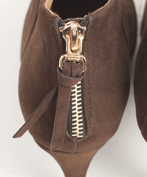 NANO universe（ナノユニバース）の「バックジップショートブーティー（ブーティ・レディース・ブラック/グレー/ダークブラウン/ベージュ・36/37/38）」の9枚目の写真