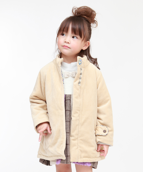 RAGMART（ラグマート）の「ベロアロングコート（その他アウター・キッズ・ベージュ/ネイビー・110cm/100cm/120cm/130cm）」の2枚目の写真