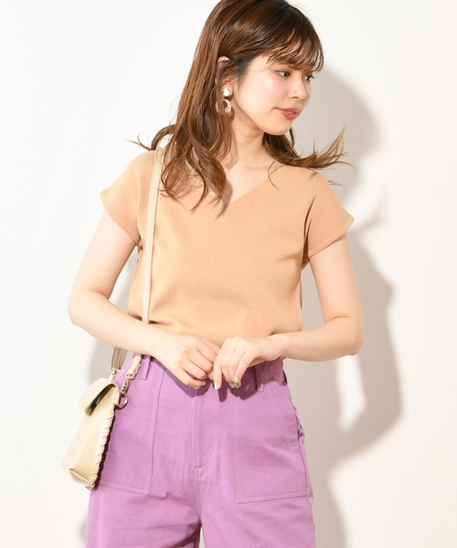 natural couture(ナチュラルクチュール)の「強撚総針Vニット(ニット/セーター)」|ベージュ