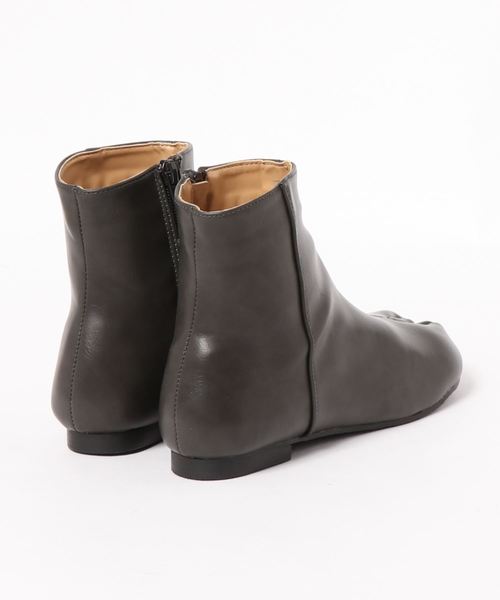 KOBE LETTUCE（コウベレタス）の「足袋ショートブーツ（ブーツ・レディース・ブラック/ダークグレー/キャメル・S/M/L）」の4枚目の写真