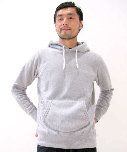 Denime(ドゥニーム)の「HEAVY SWEAT PULLOVER PARKA(パーカー・メンズ・ブラック/グレー/オートミール/ネイビー/イエロー・SMALL/LARGE/MEDIUM)」の3枚目の写真