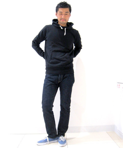 Denime(ドゥニーム)の「HEAVY SWEAT PULLOVER PARKA(パーカー・メンズ・ブラック/グレー/オートミール/ネイビー/イエロー・SMALL/LARGE/MEDIUM)」の8枚目の写真