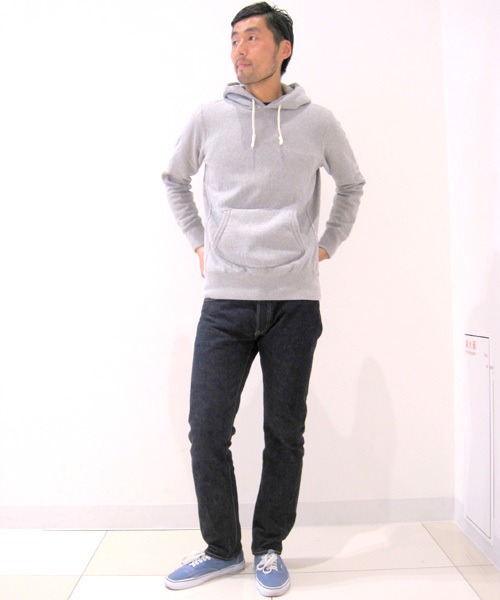 Denime(ドゥニーム)の「HEAVY SWEAT PULLOVER PARKA(パーカー・メンズ・ブラック/グレー/オートミール/ネイビー/イエロー・SMALL/LARGE/MEDIUM)」の9枚目の写真